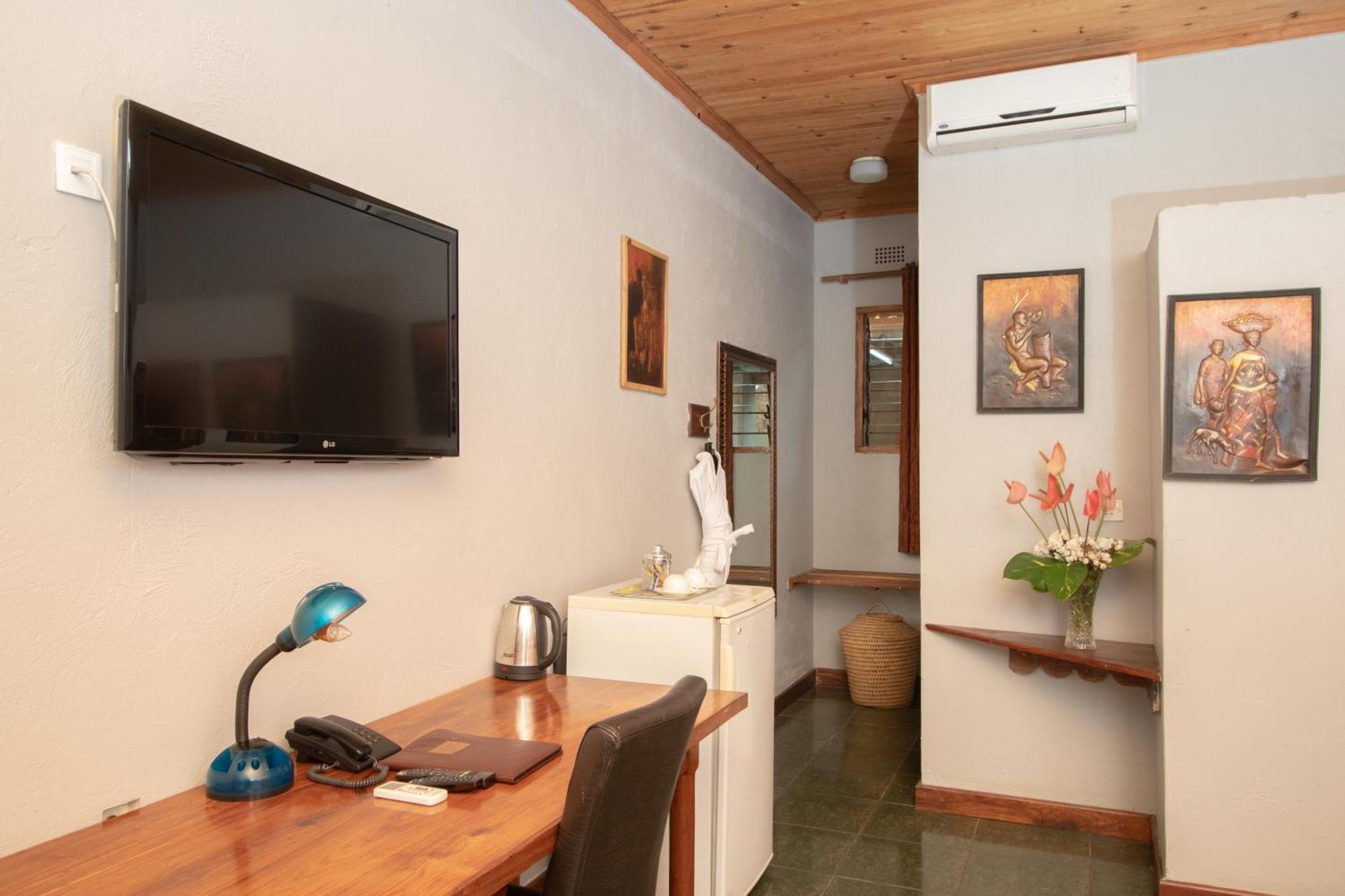 Sherbourne Lodge Kitwe Exterior foto