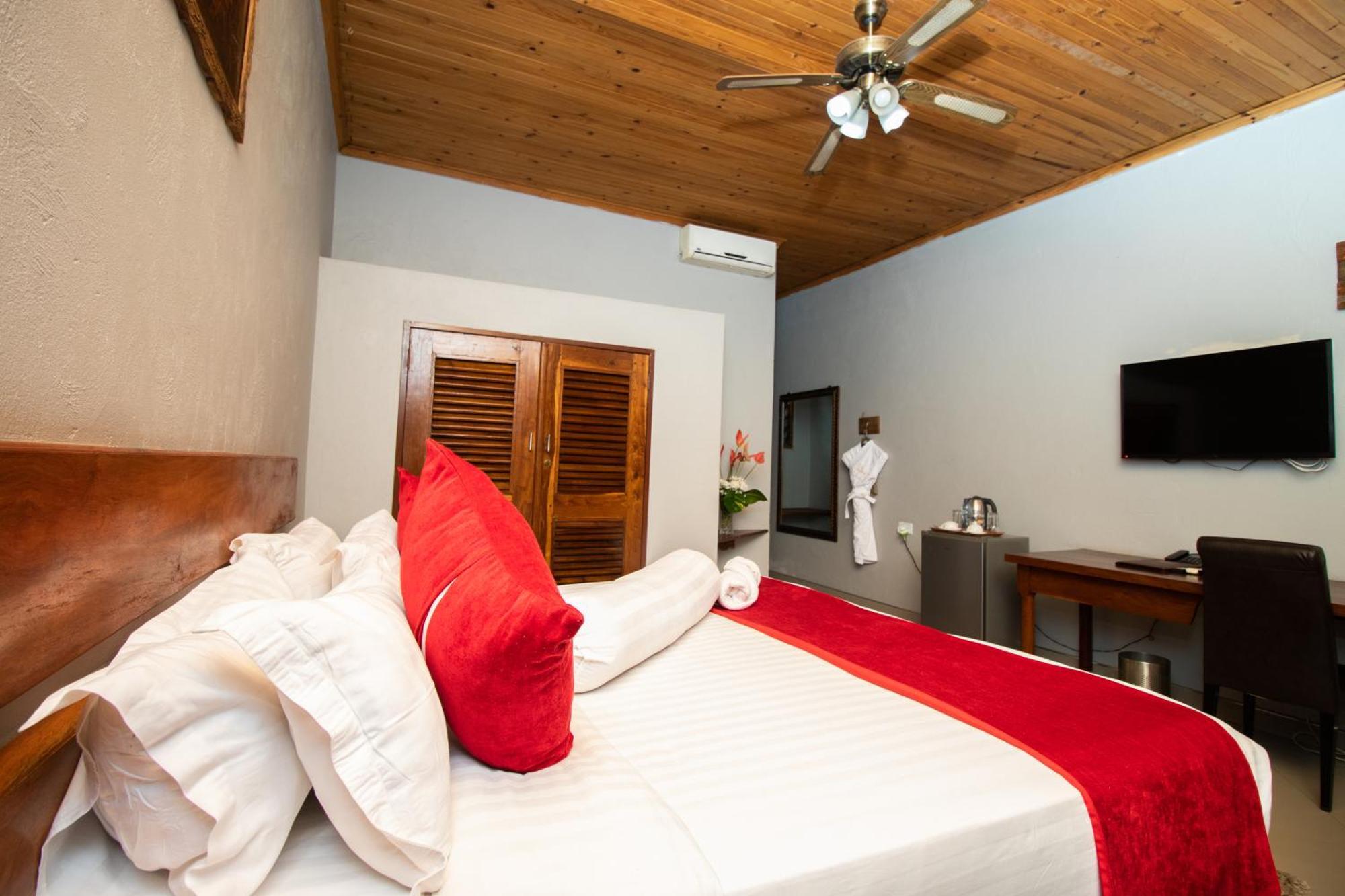 Sherbourne Lodge Kitwe Exterior foto